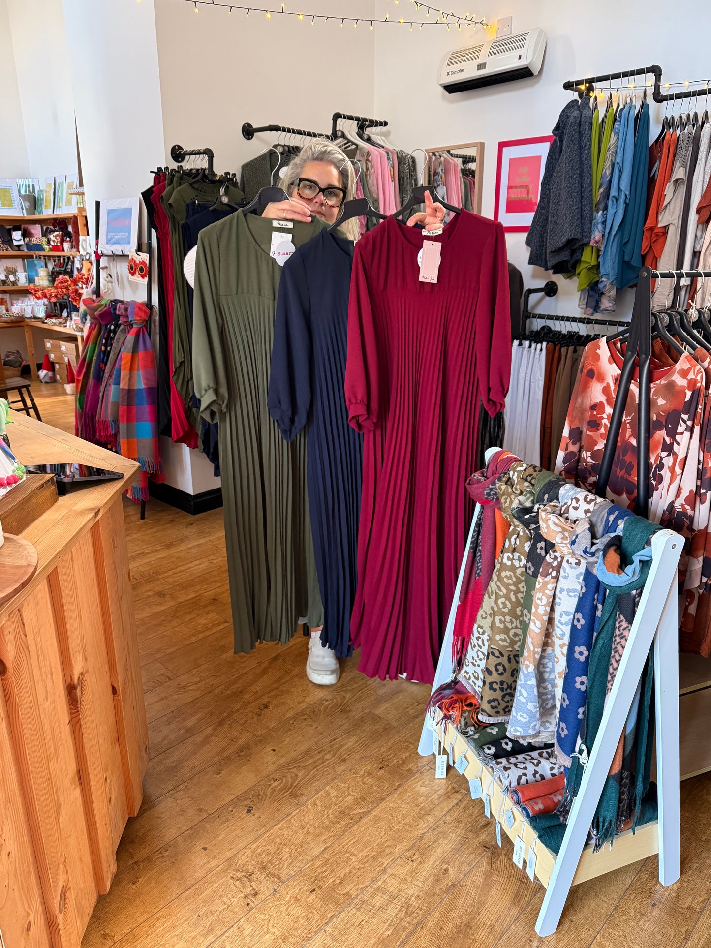 Italian pleated maxi dress with sleeves