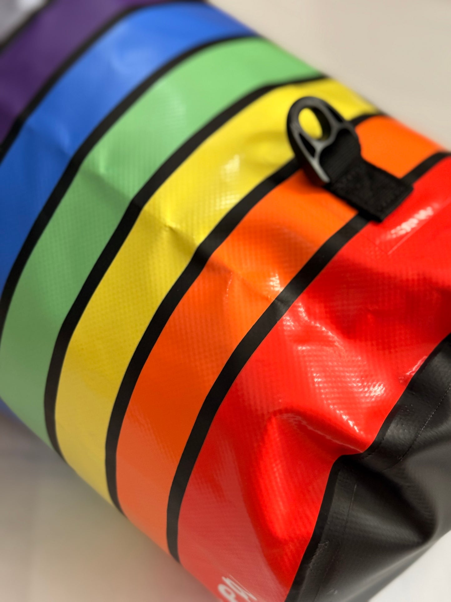 Shore2sea rainbow dry bag 15L
