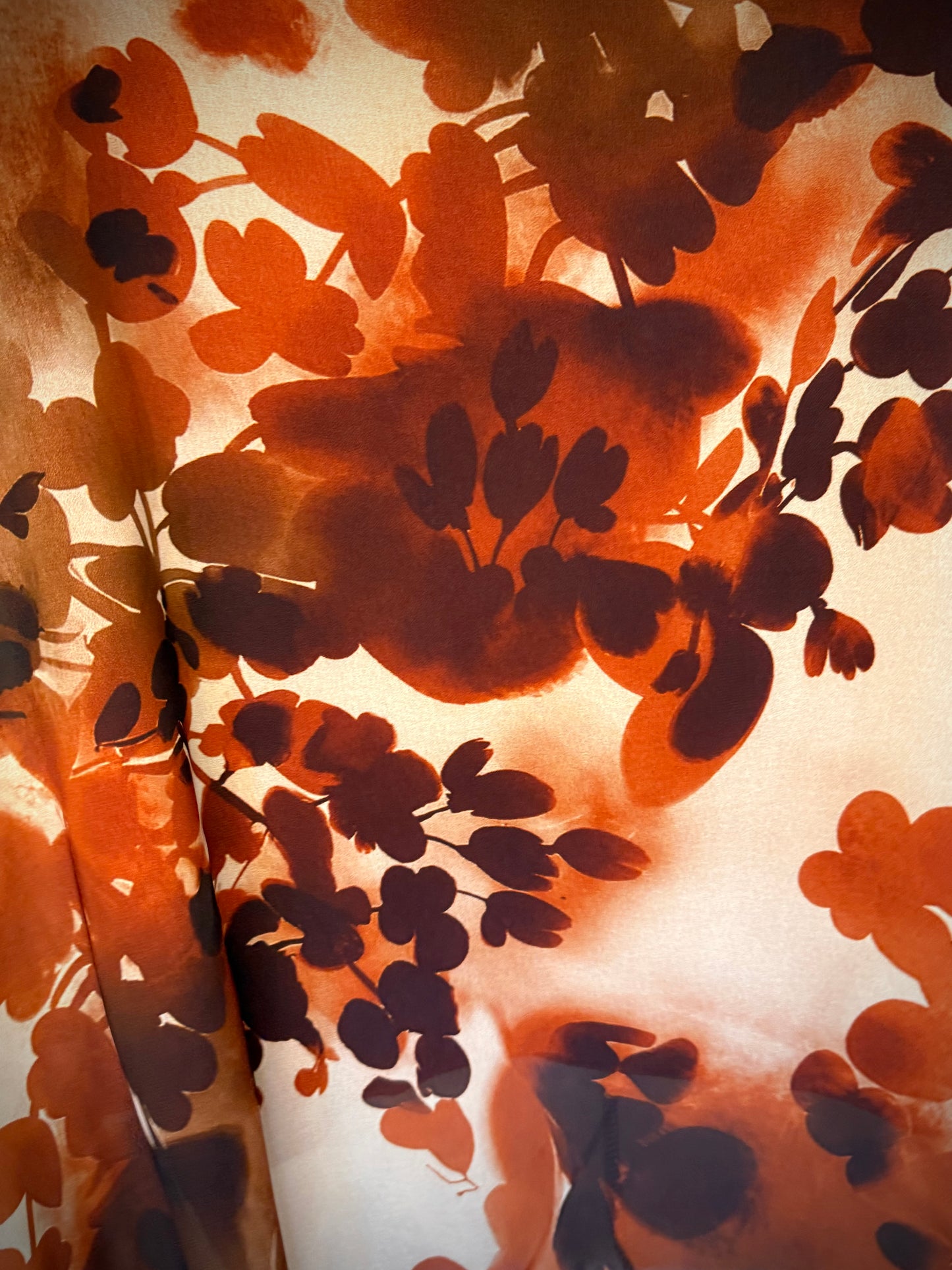 Autumn 🍂 leaf print layered top.