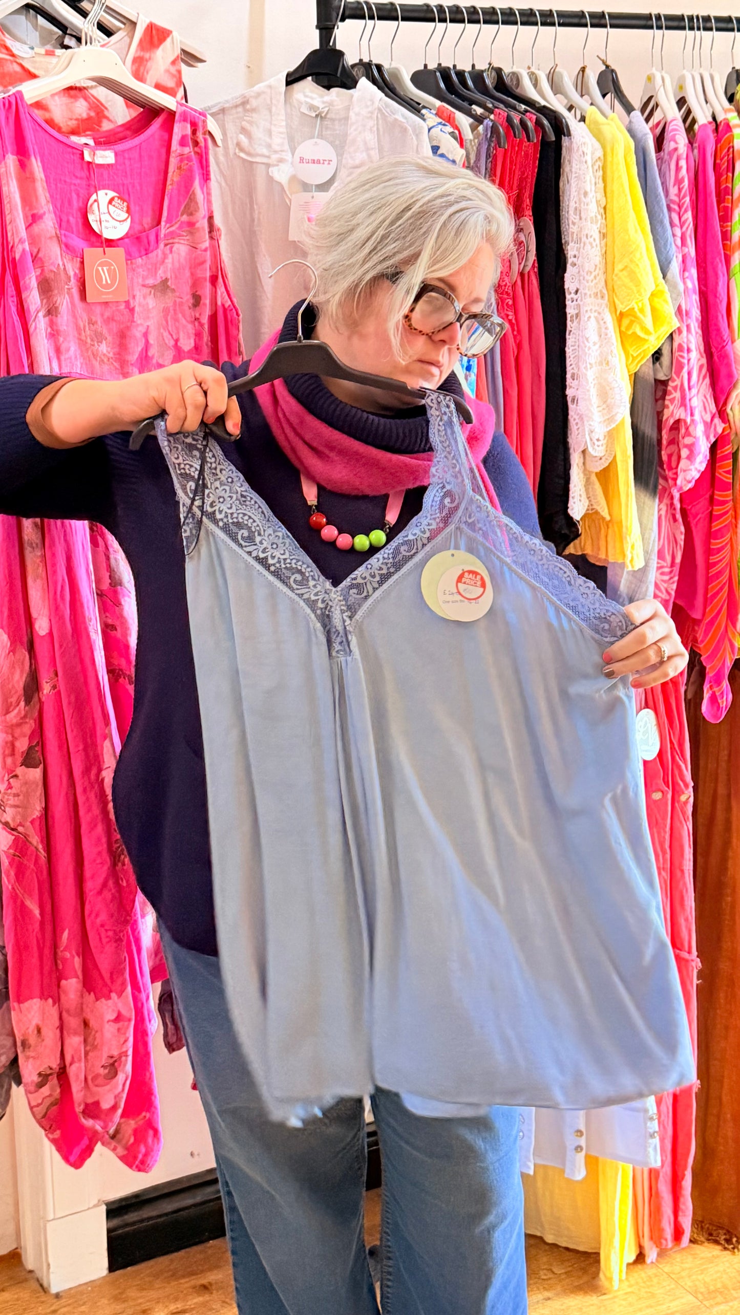 Lace trim sleeveless top