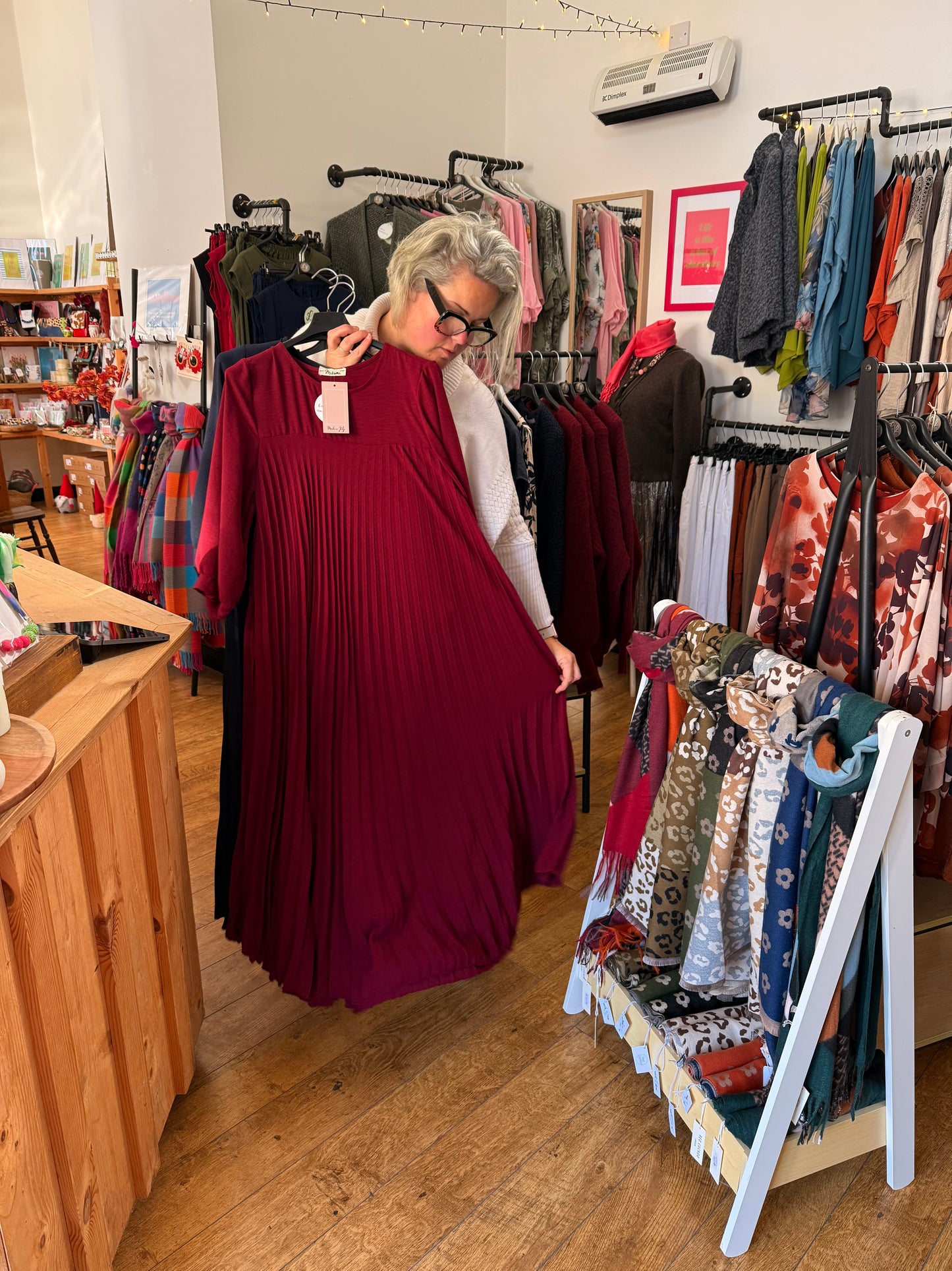 Italian pleated maxi dress with sleeves