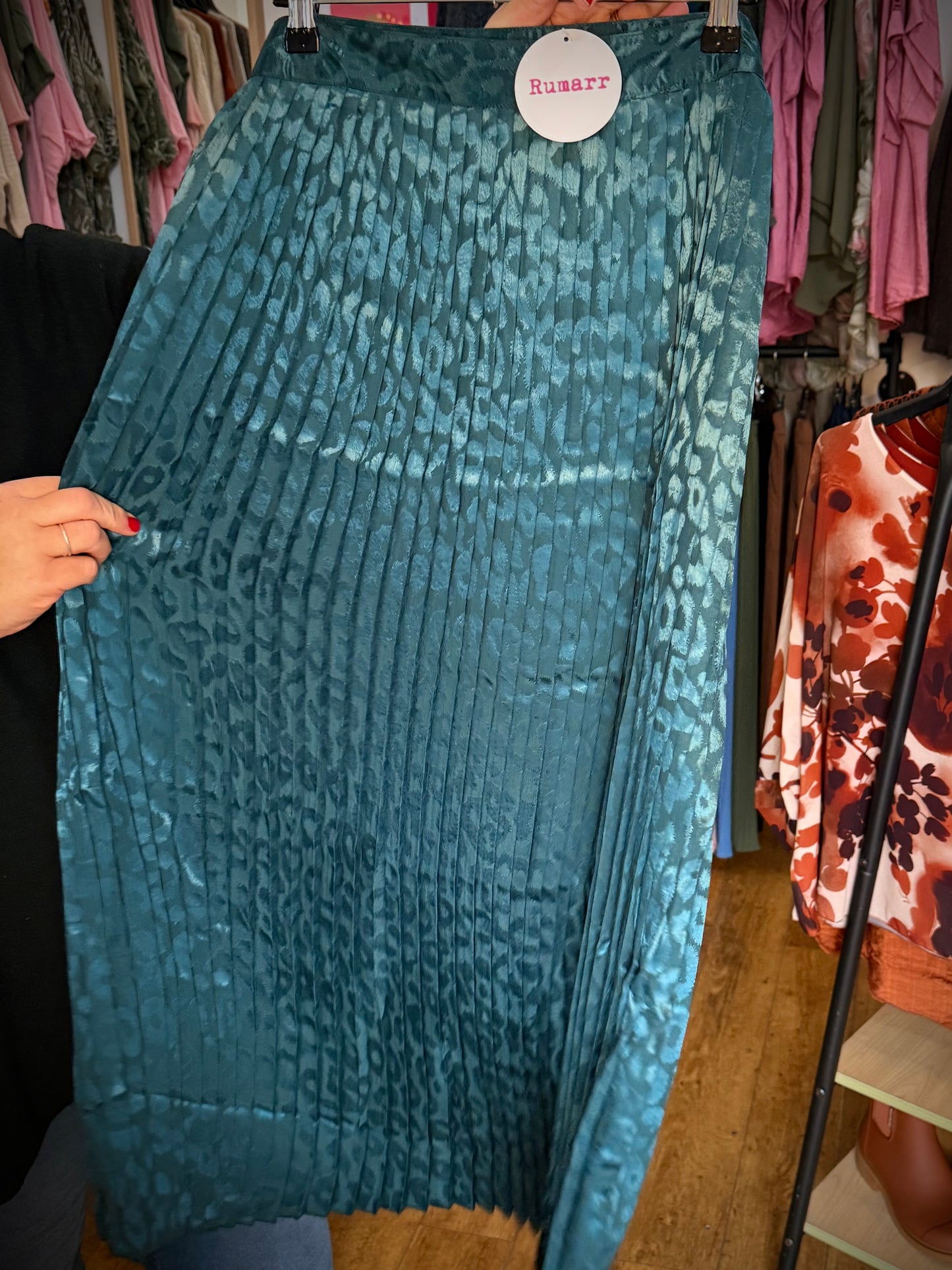 Pleated animal print maxi skirt