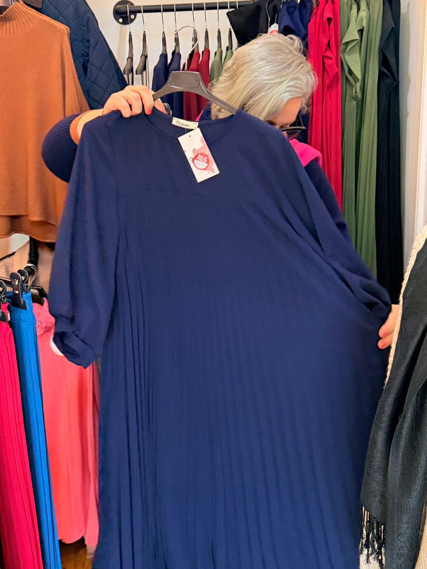 Italian pleated maxi dress with sleeves