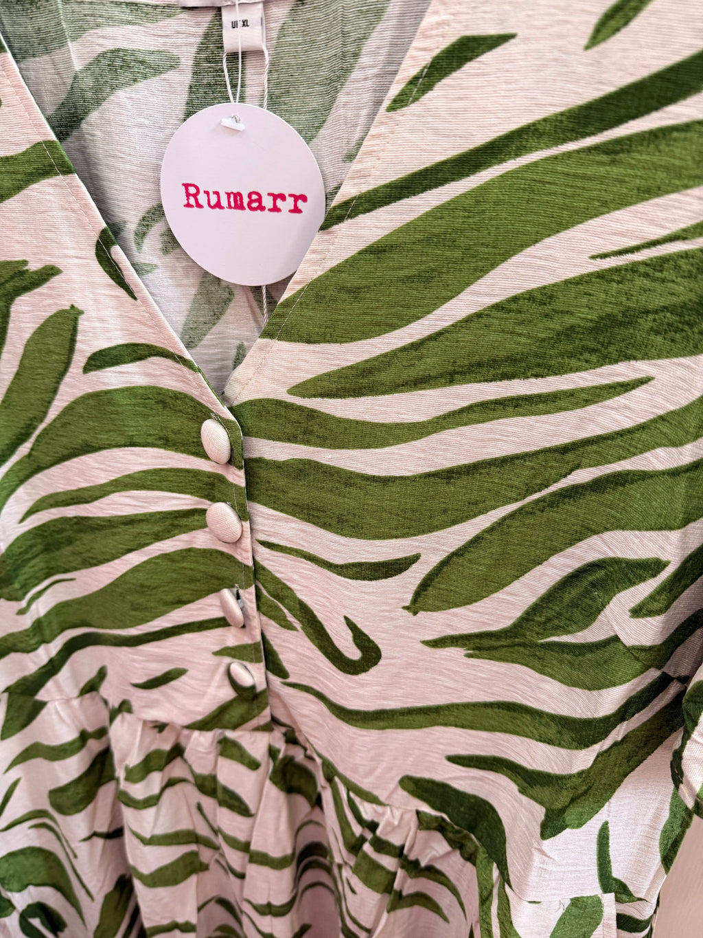 Green leaf print midaxi dress