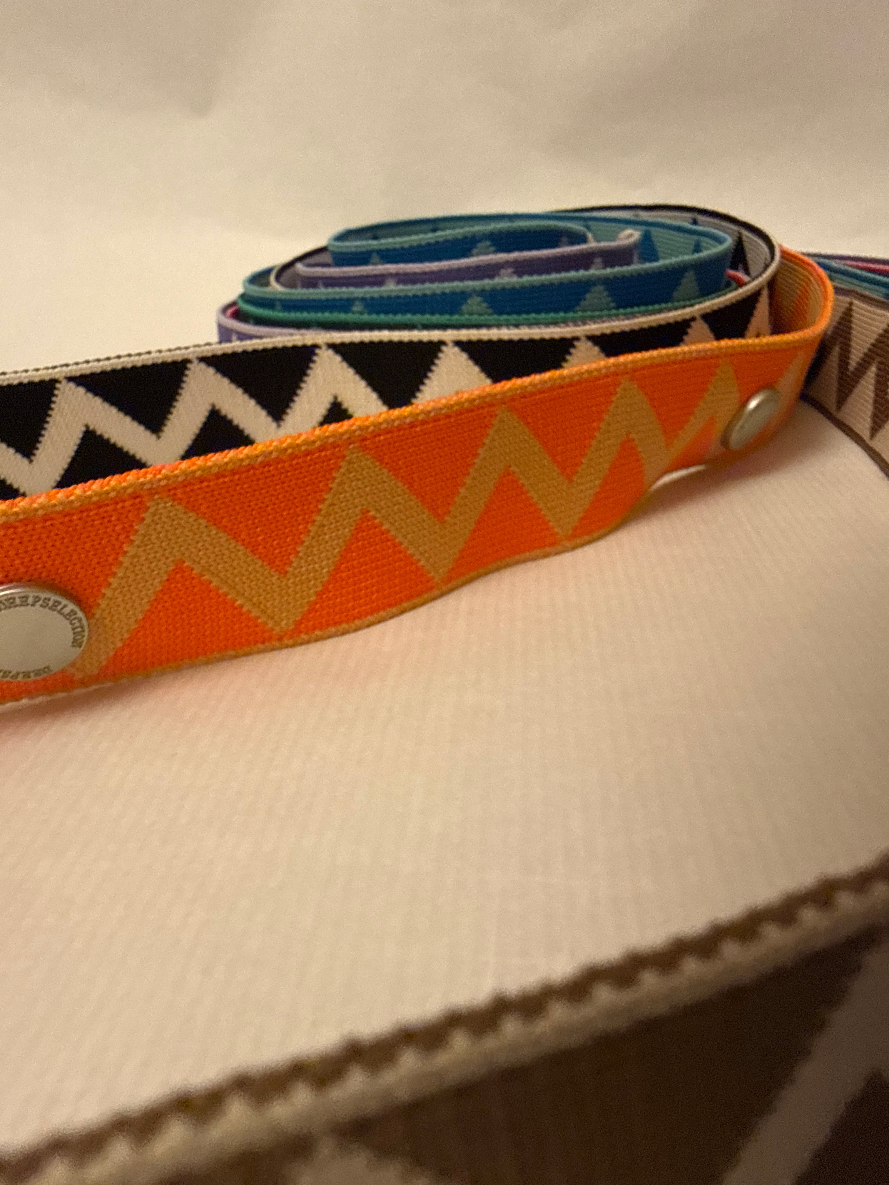 Zigzag bag straps