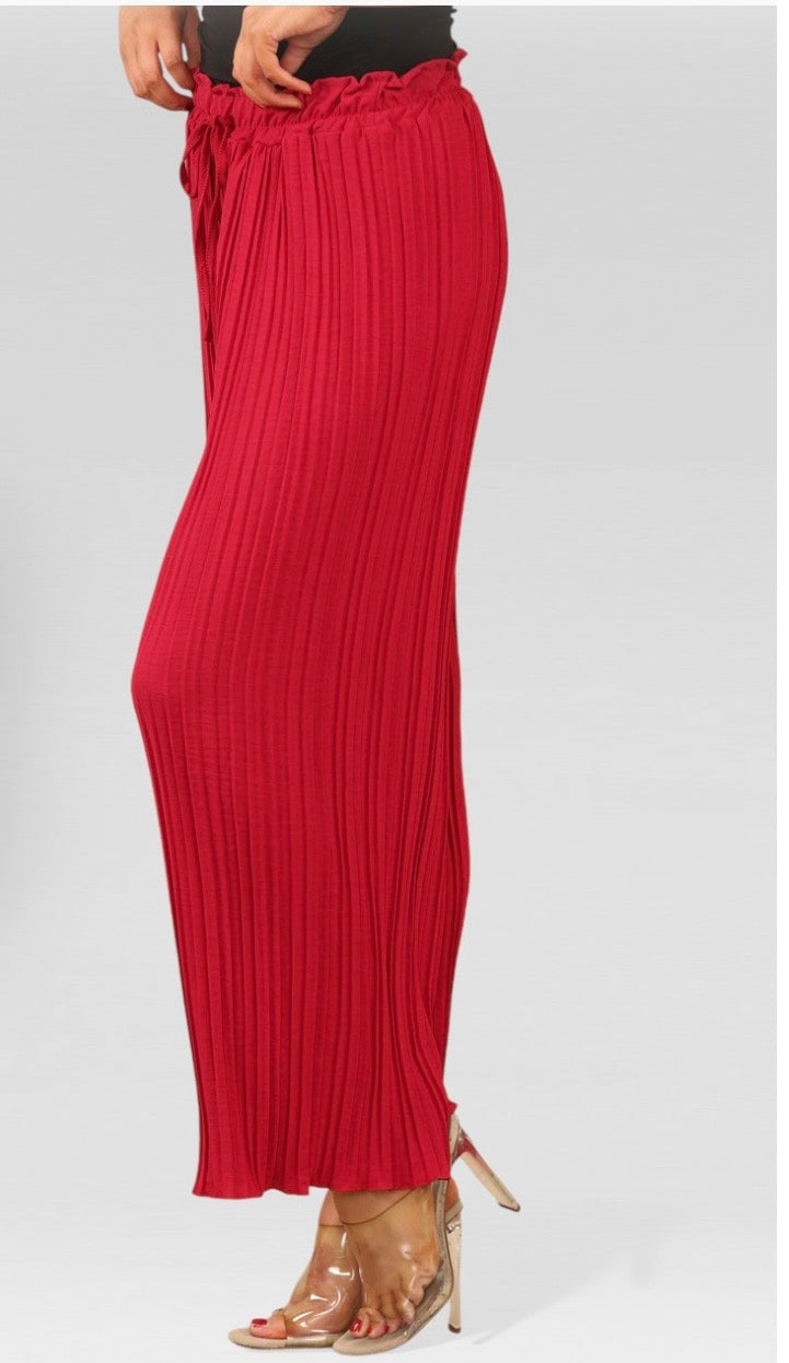 Pleated stretch trousers