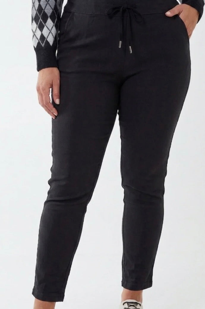 Stretch trousers