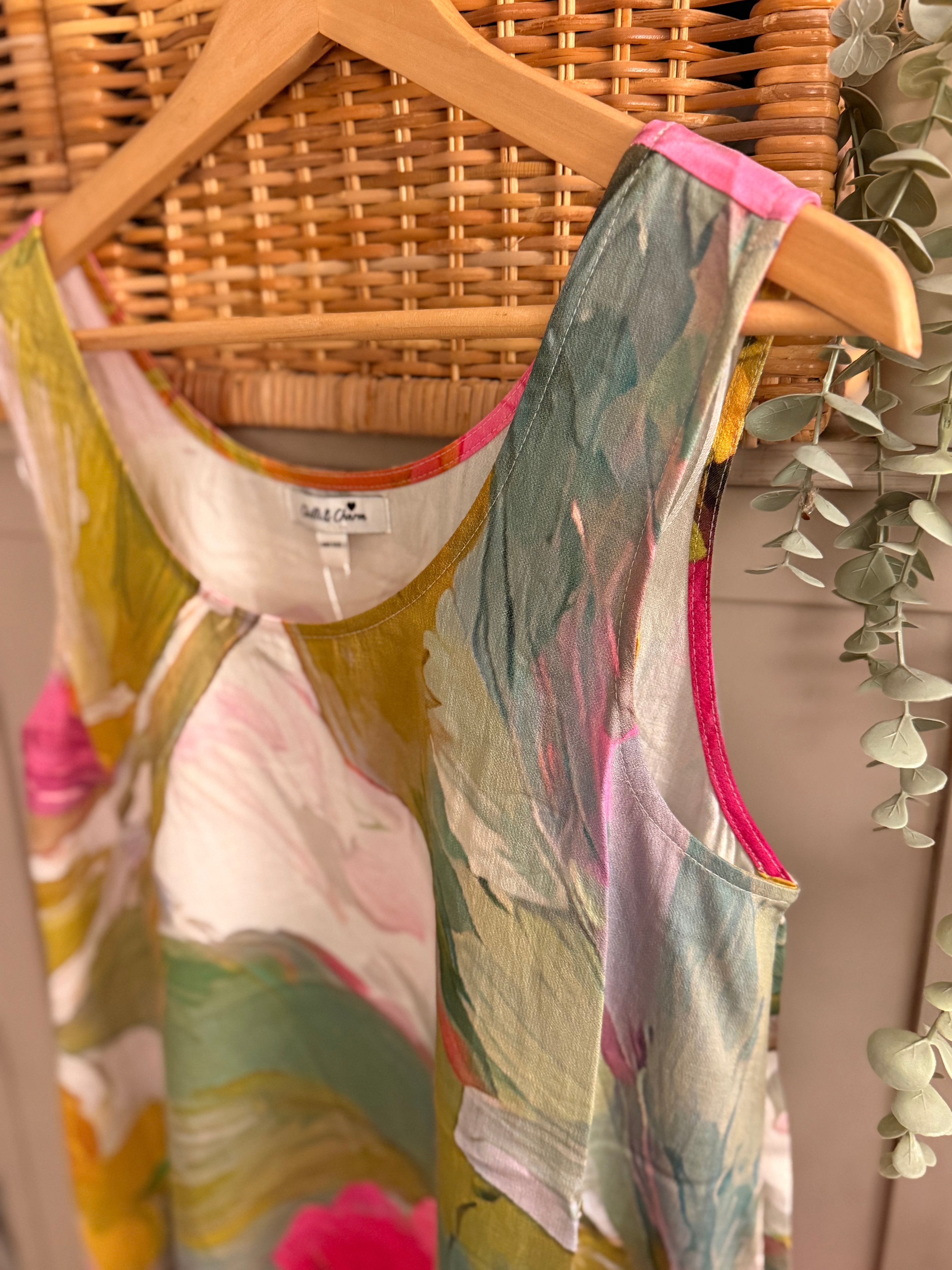 Scoop neck maxi dress