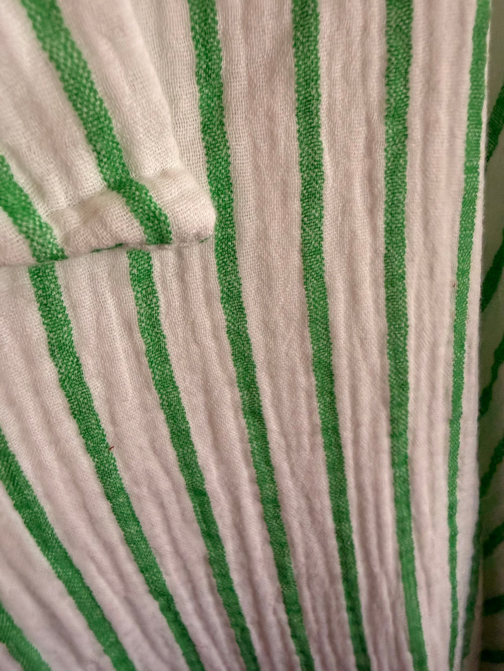 Cheesecloth stripe shirt
