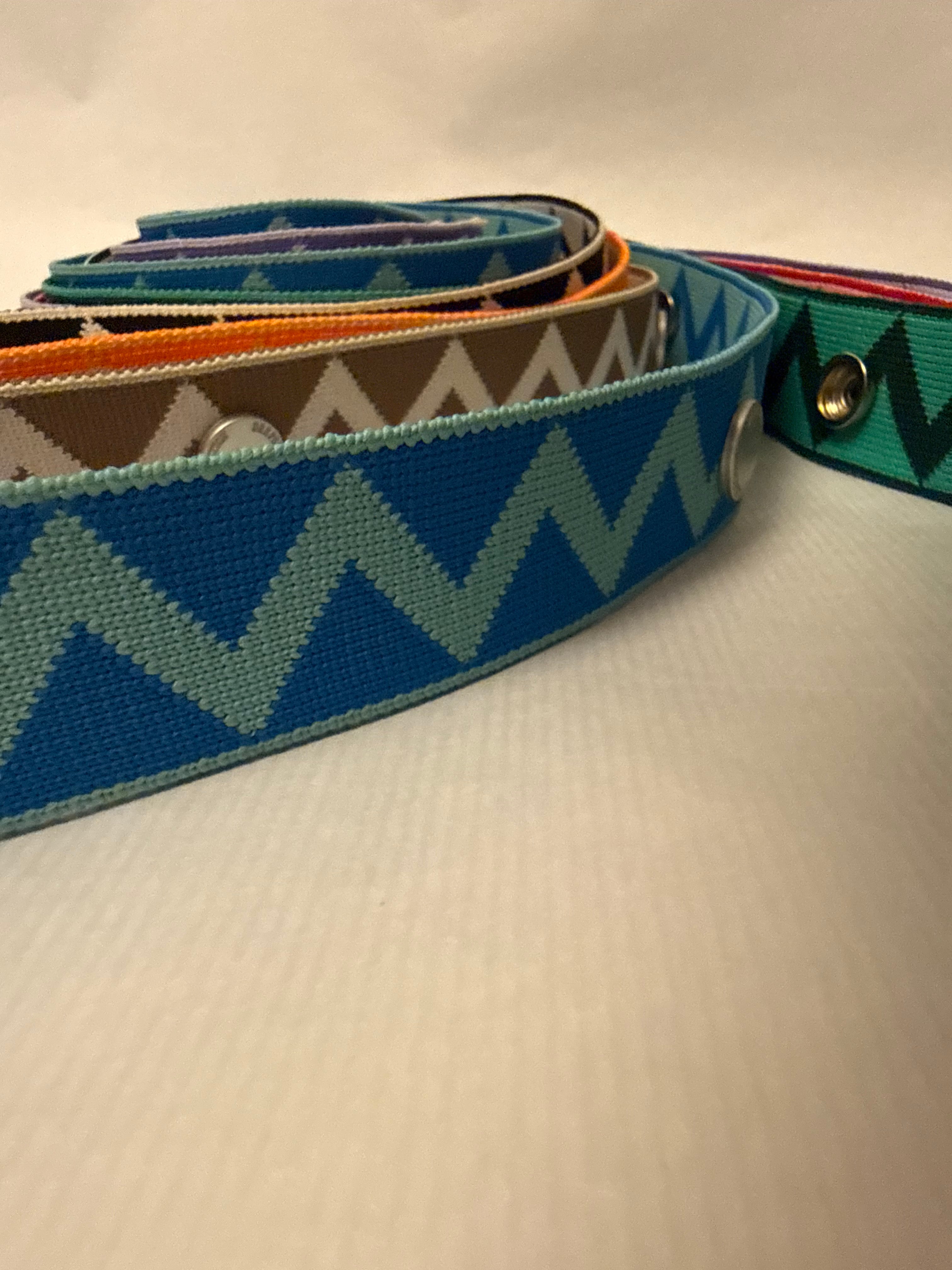 Zigzag bag straps