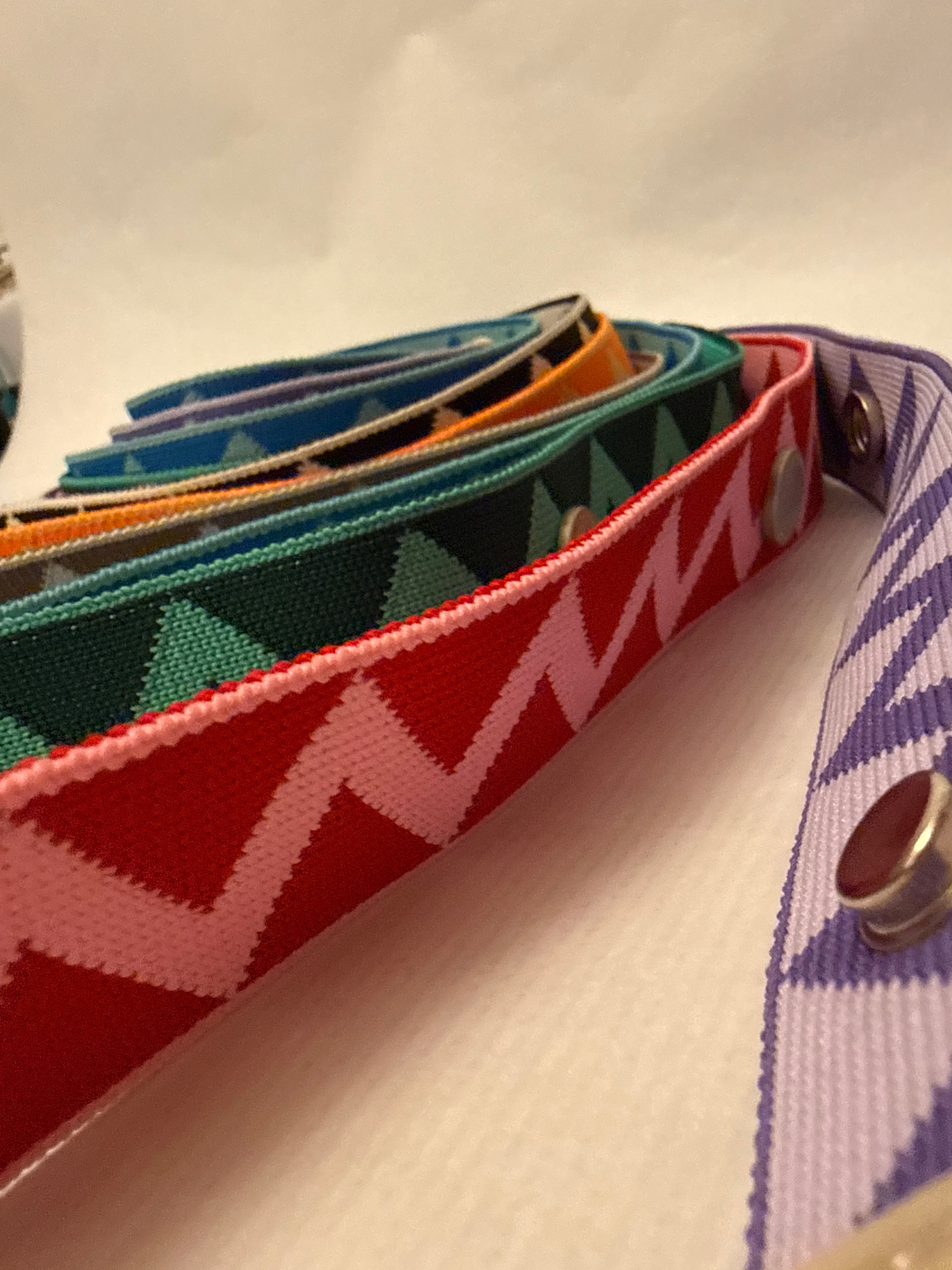 Zigzag bag straps